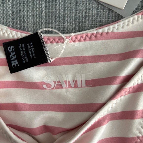 SAME Bikini - Picture 2 of 7